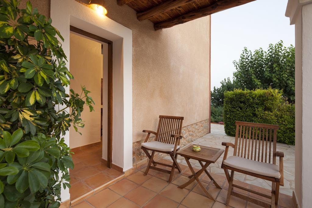Agroturisme Can Planells Sant Miquel De Balansat Exterior photo